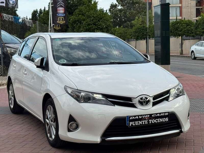 Blanco Usado 2016 Toyota Auris Utilitario | 11.500 € (Precio justo) - Imagen 1/4