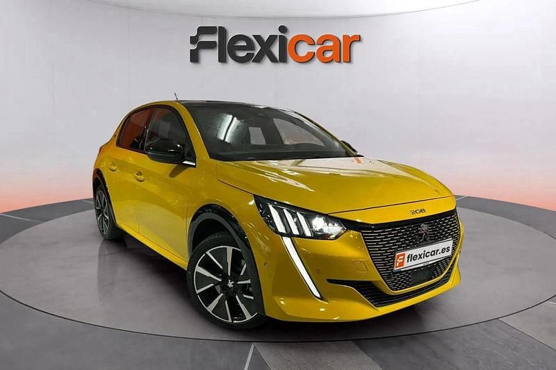 Amarillo Usado 2022 Peugeot 208 GT Utilitario | 21.590 € (Precio justo) - Imagen 1/4