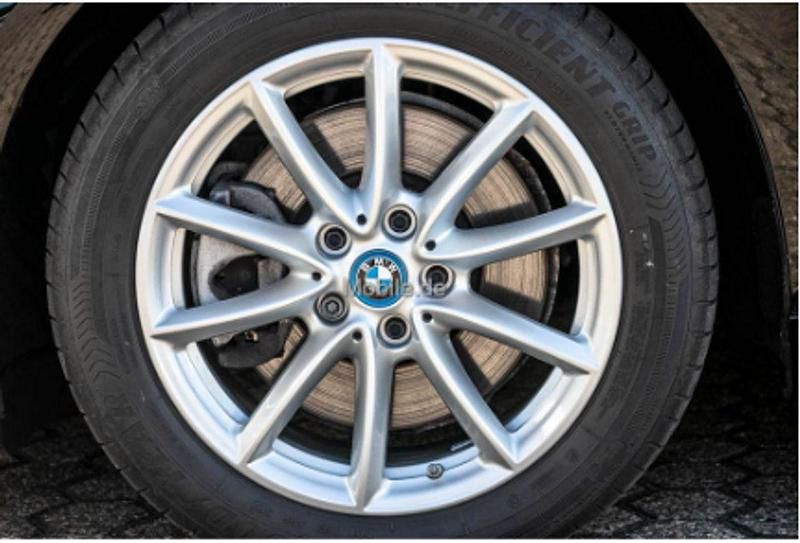 Usado BMW 225 Active Tourer 2019 Negro Monovolumen