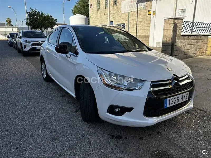 Usado Citroën DS4 92 CV (67 kW) 2014 Blanco Utilitario