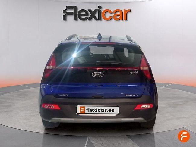Usado Hyundai Bayon 100 CV (73 kW) 2022 Azul SUV