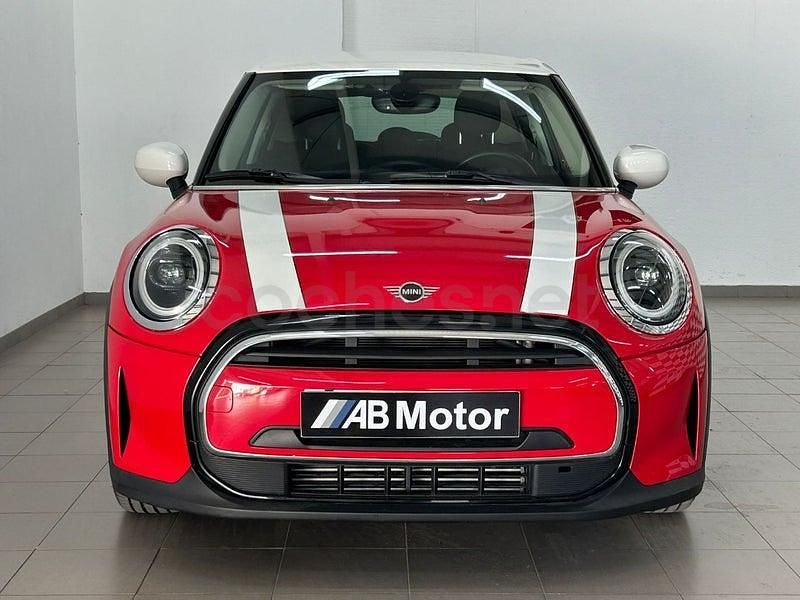Begagnad Mini Cooper 136 HK (100 kW) 2022 Röd Halvkombi