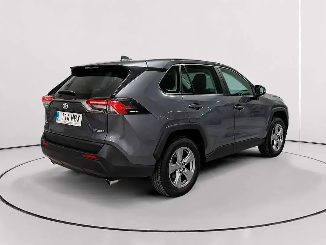 Usado Toyota RAV4 Hybrid Business Edition 218 CV (160 kW) 2022 Gris SUV