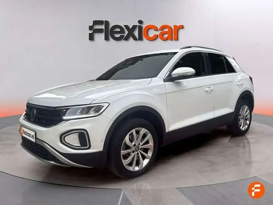 Usado VW T-Roc Life 150 CV (110 kW) 2023 Blanco SUV