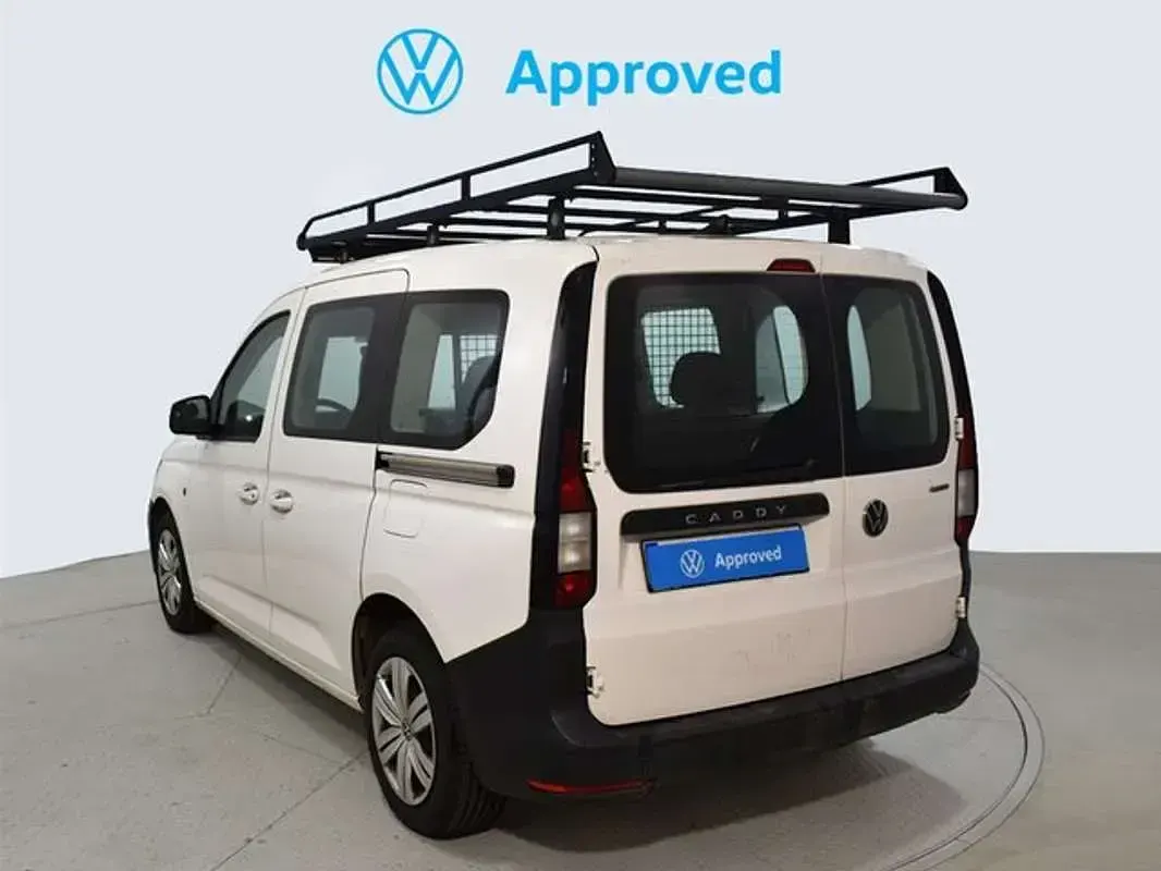 Usado VW Caddy 122 CV (89 kW) 2021 Blanco Monovolumen