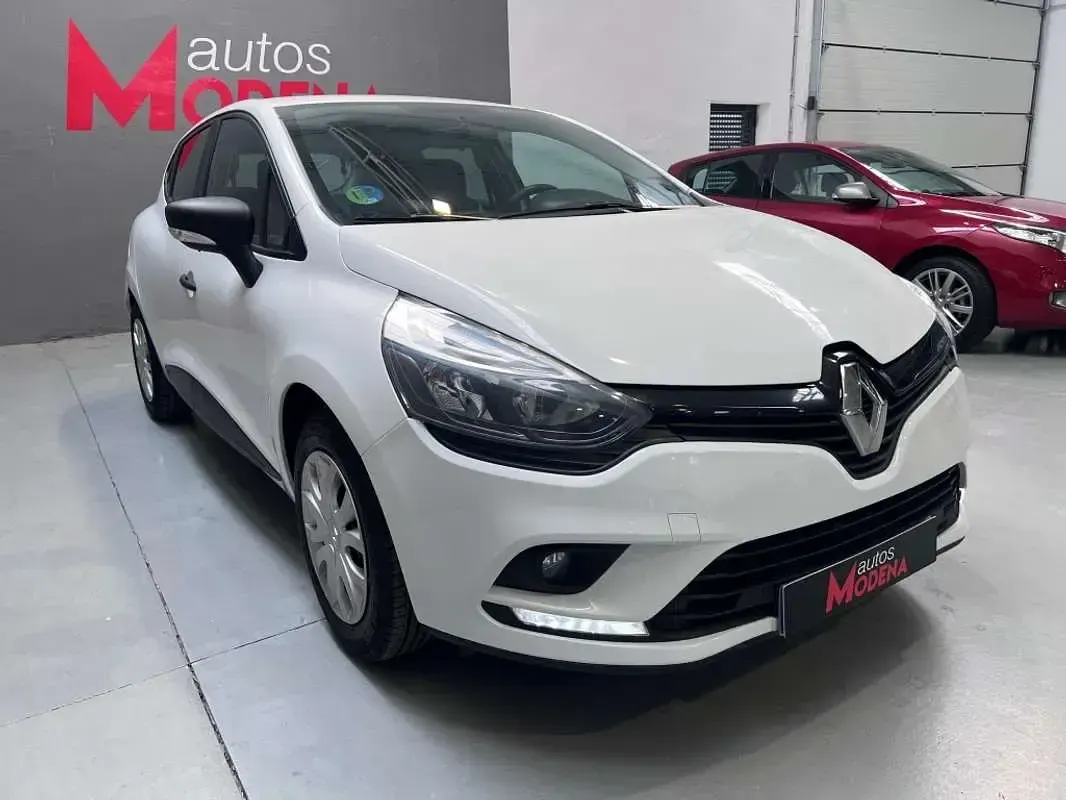 Usado Renault Clio Business 90 CV (66 kW) 2019 Blanco Utilitario