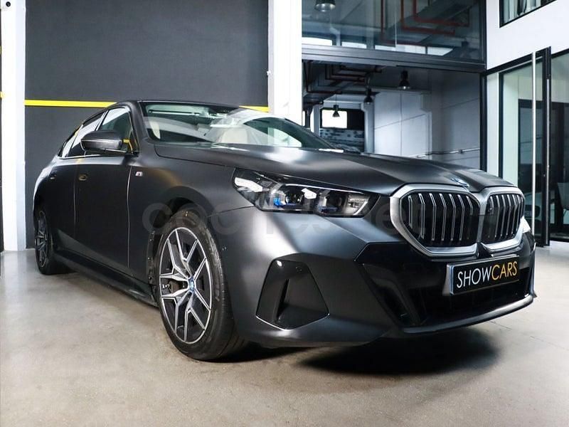 Usado BMW 530e 299 CV (219 kW) 2025 Gris / plata Berlina