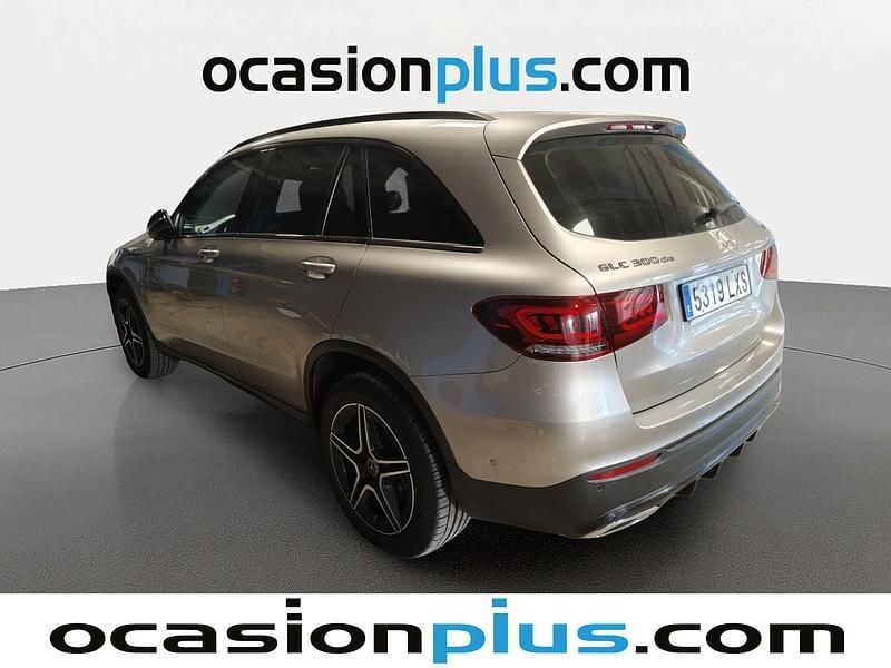 Usado Mercedes GLC300 306 CV (225 kW) 2022 Gris plata SUV
