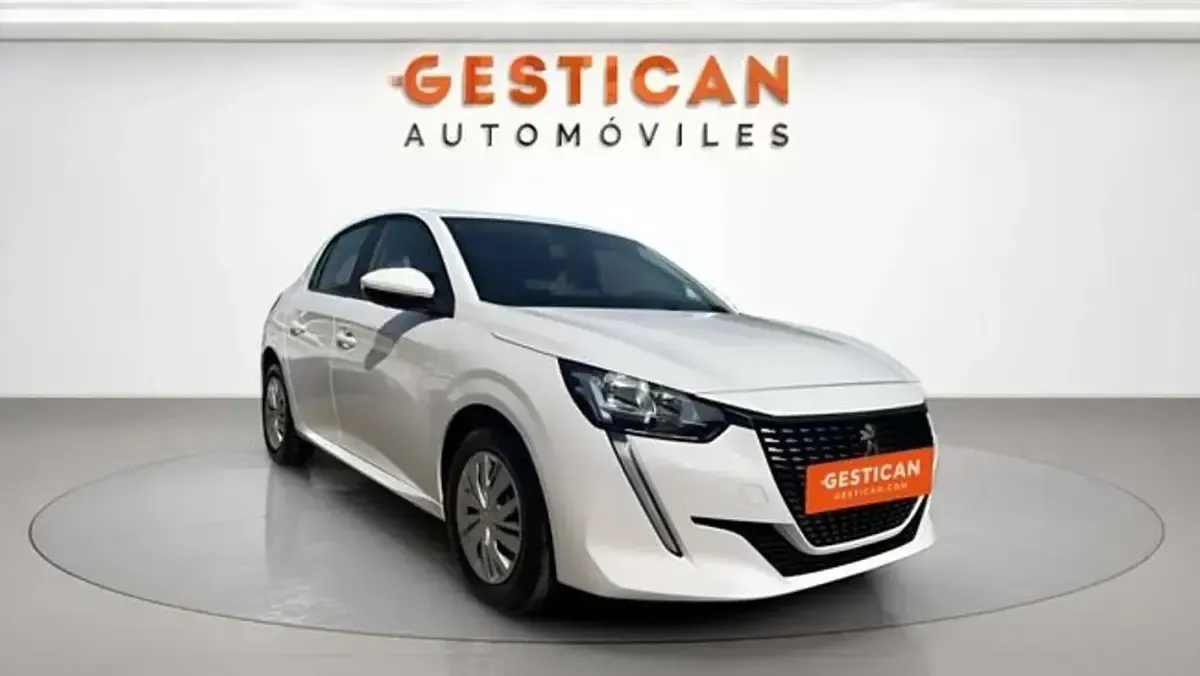 Usado Peugeot 208 Active 102 CV (75 kW) 2022 Blanco Utilitario