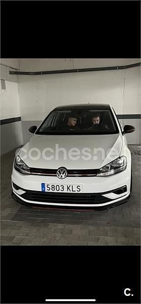 Blanco Usado 2018 VW Golf VII Advance Berlina | 15.900 € (Precio justo) - Imagen 1/4