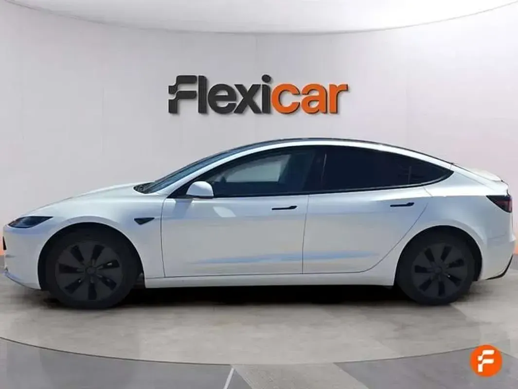 Usado Tesla Model 3 RWD 208 kW (283 CV) 2024 Blanco Berlina