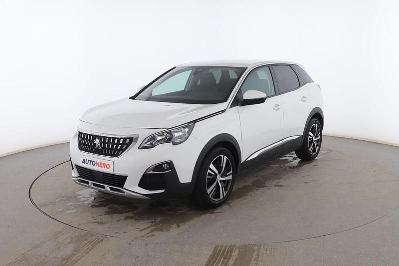 Usado Peugeot 3008 Allure 130 CV (95 kW) 2018 Blanco SUV