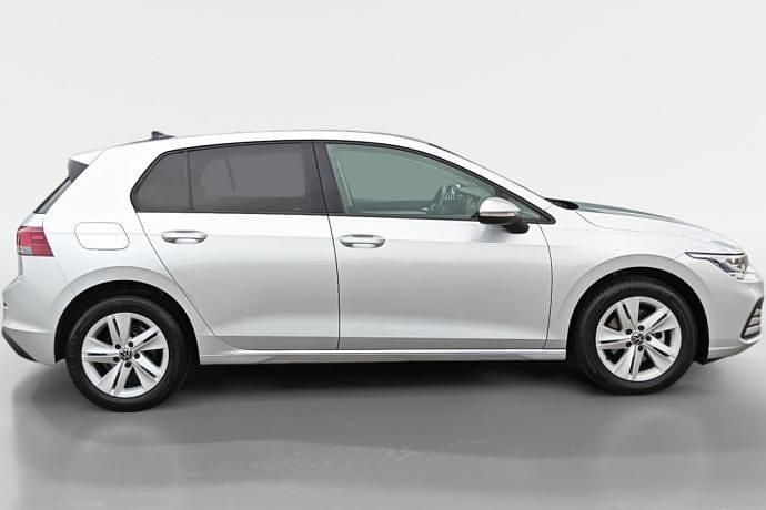 Usado VW Golf VIII Life 115 CV (84 kW) 2023 Berlina