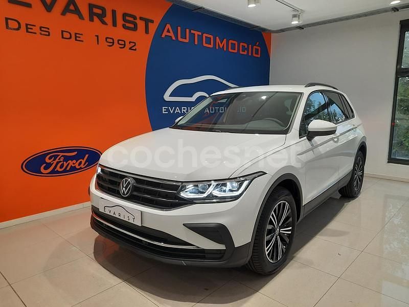 Blanco Usado 2025 VW Tiguan Life SUV | 32.990 € (Buen precio) - Imagen 1/4