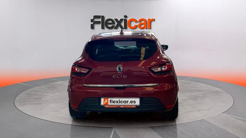 Usado Renault Clio IV Zen 91 CV (66 kW) 2019 Rojo Berlina