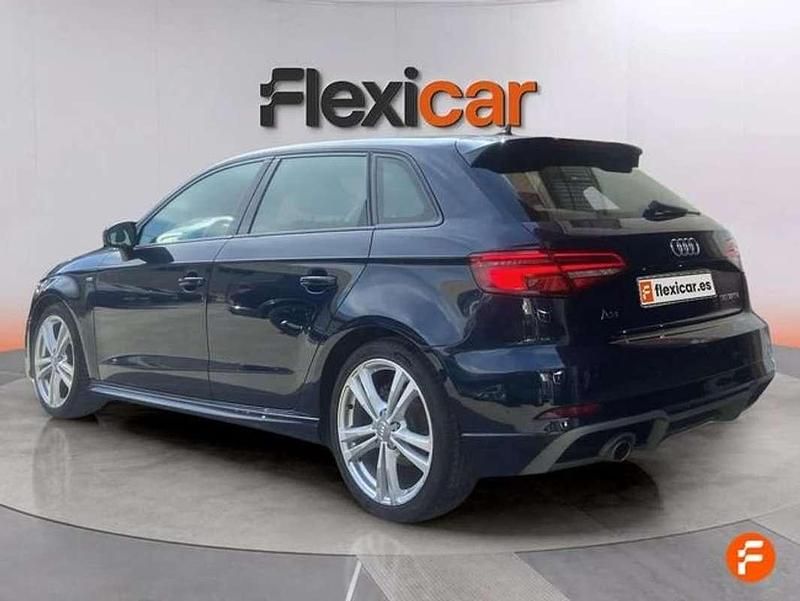 Usado Audi A3 Sportback S-Line 116 CV (85 kW) 2019 Burdeos Utilitario