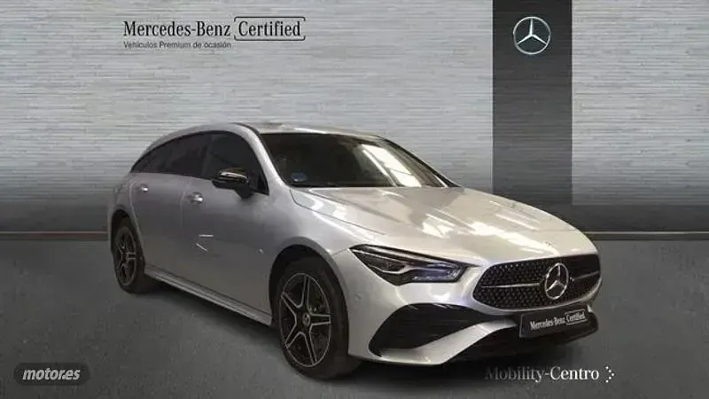 Usado Mercedes CLA250e 218 CV (160 kW) 2025 Plateado Coupe