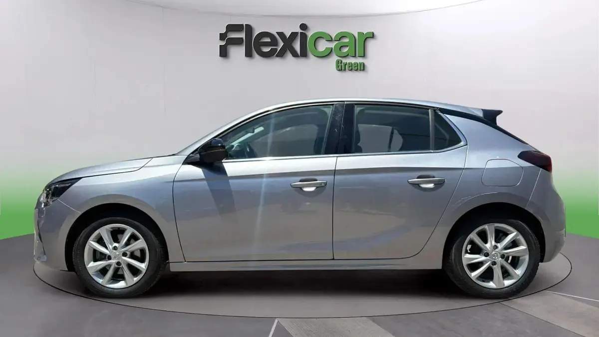 Usado Opel Corsa Elegance 100 CV (73 kW) 2021 Gris Utilitario