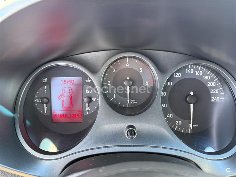 Usado Seat Leon Stylance 140 CV (102 kW) 2006 Negro Berlina