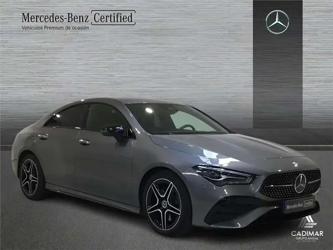 Usado Mercedes CLA200 150 HP (110 kW) 2024 Sedan