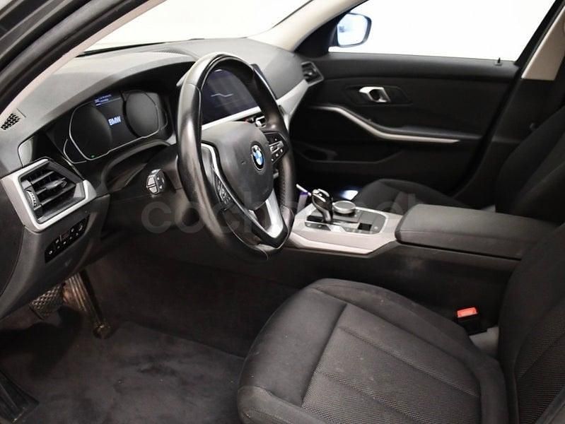 Usado BMW 318 150 HP (110 kW) 2021 Cinzento Carrinha