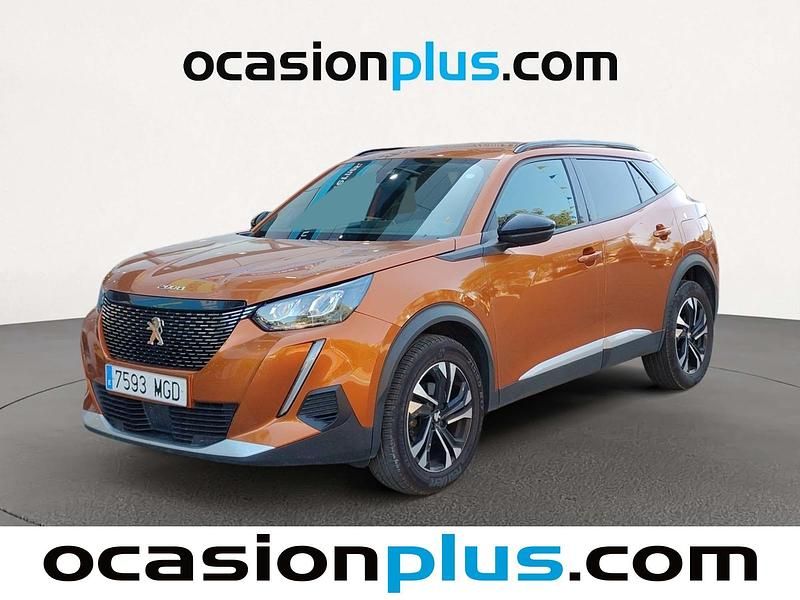 Usado Peugeot 2008 Allure 131 CV (96 kW) 2023 Naranja SUV