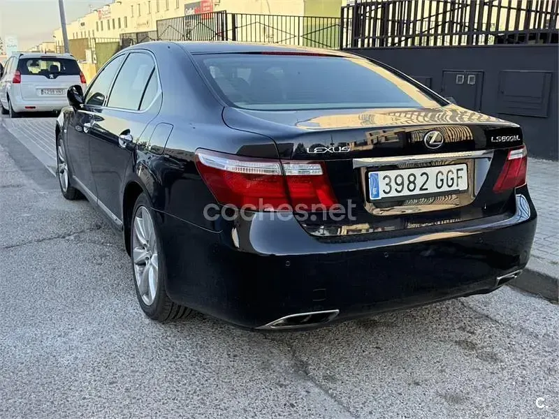 Usado Lexus LS600h Ambassador 445 CV (327 kW) 2008 Azul Berlina