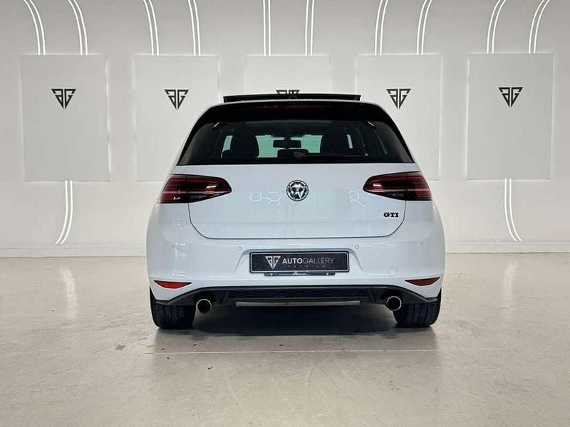 Usado VW Golf VII GTI 230 CV (169 kW) 2014 Blanco Utilitario