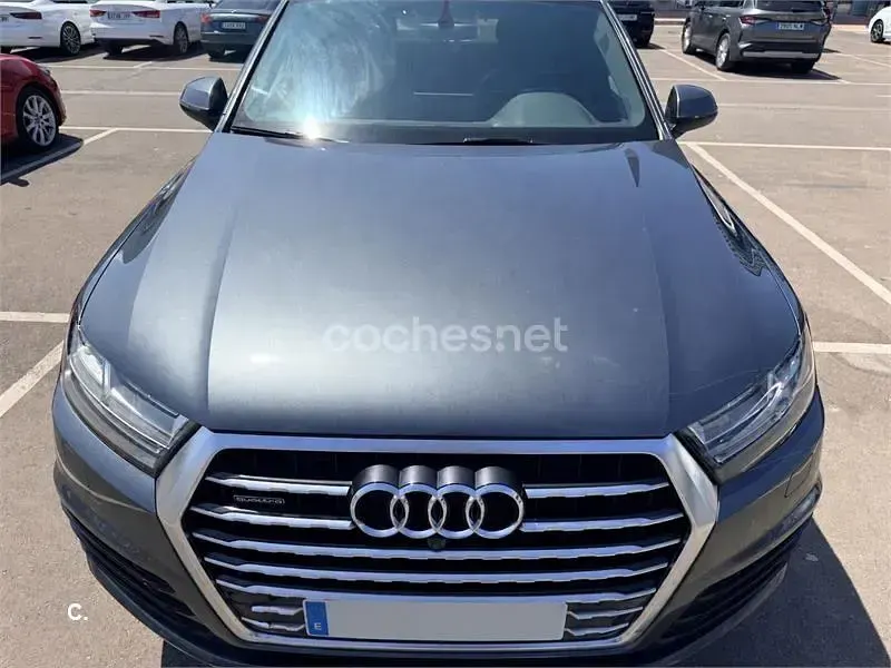 Usado Audi Q7 Ambiente 333 CV (244 kW) 2016 Gris / plata SUV
