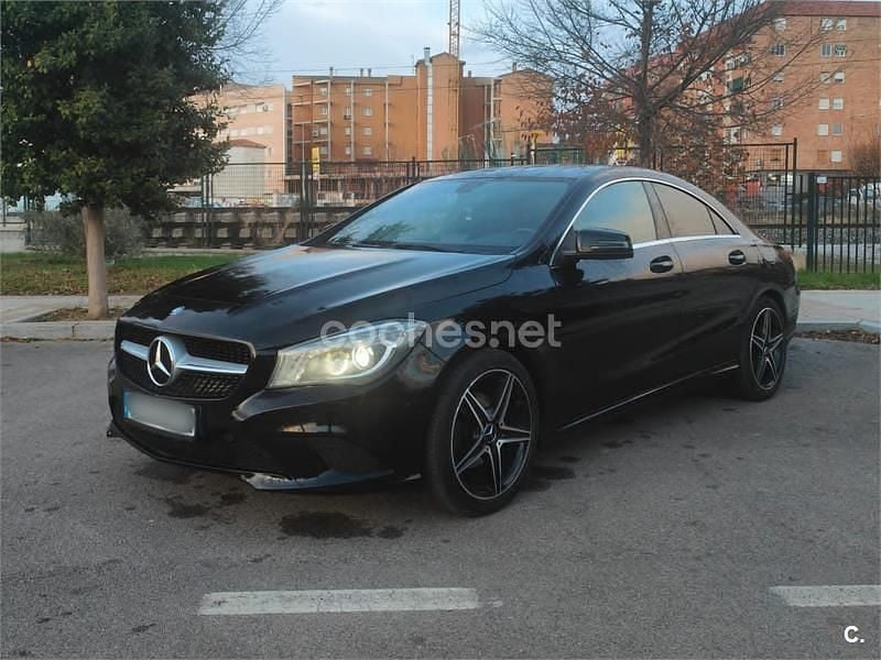 Usado Mercedes CLA220 AMG line 170 CV (125 kW) 2014 Negro Berlina