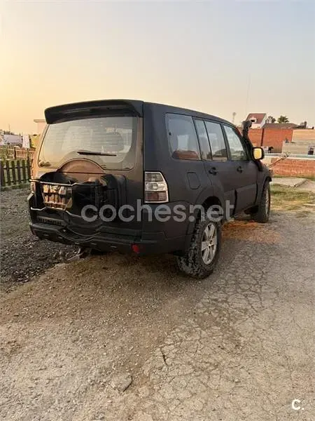 Usado Mitsubishi Montero Intense 160 CV (117 kW) 2007 Negro SUV
