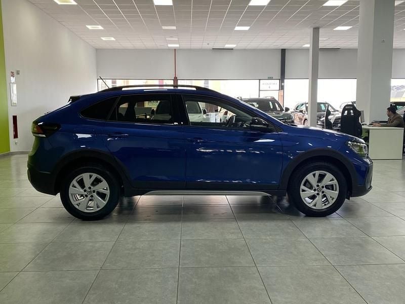 Usado VW Taigo Life 110 CV (80 kW) 2023 Azul SUV