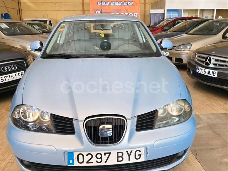 Usado Seat Ibiza Stella 100 CV (73 kW) 2002 Azul Berlina