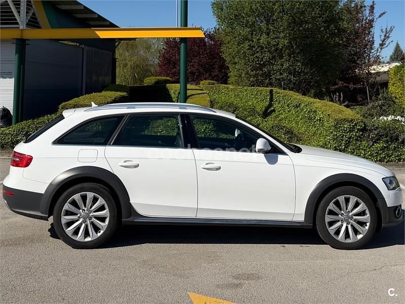 Usado Audi A4 Allroad Advanced 190 CV (139 kW) 2015 Blanco Familiar