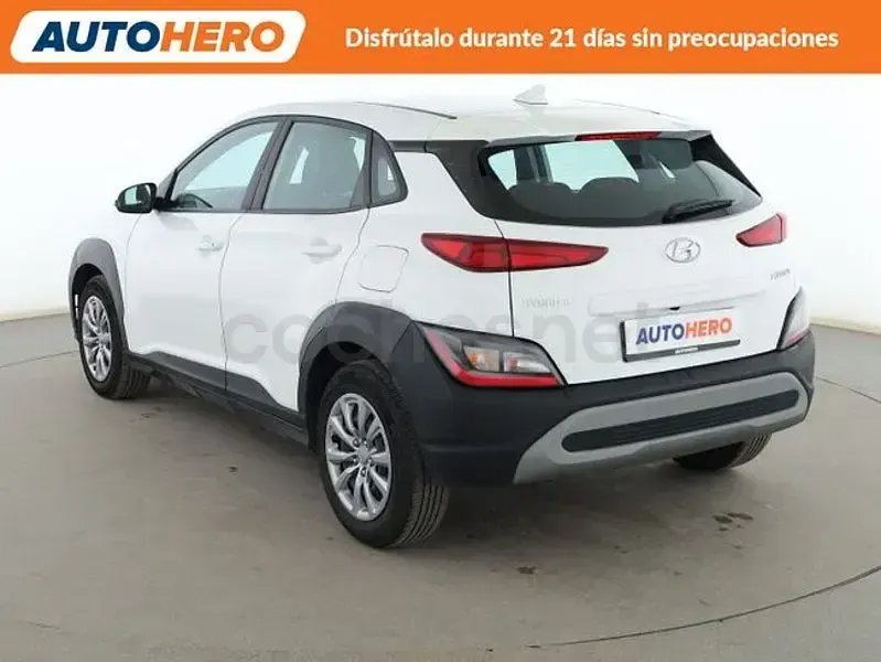 Usado Hyundai Kona 120 CV (88 kW) 2021 Blanco SUV