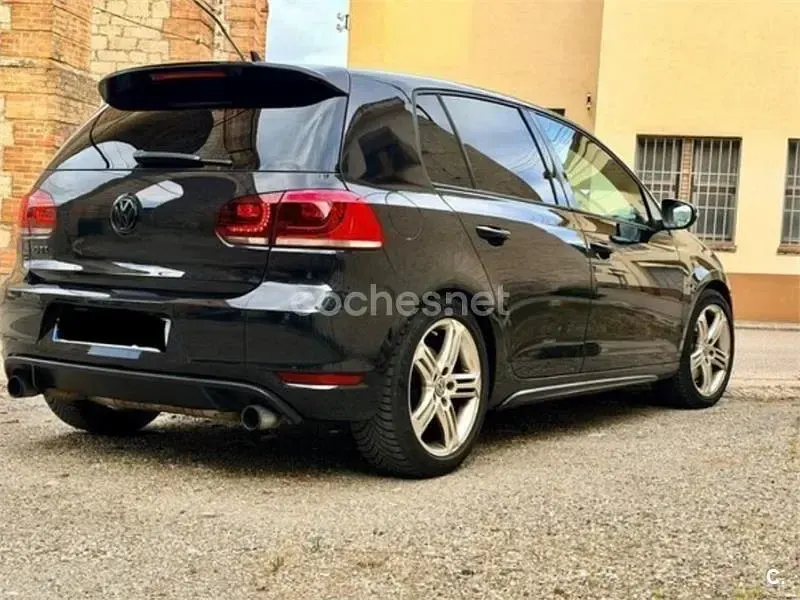 Usado VW Golf VI GTI 200 CV (147 kW) 2009 Negro Utilitario