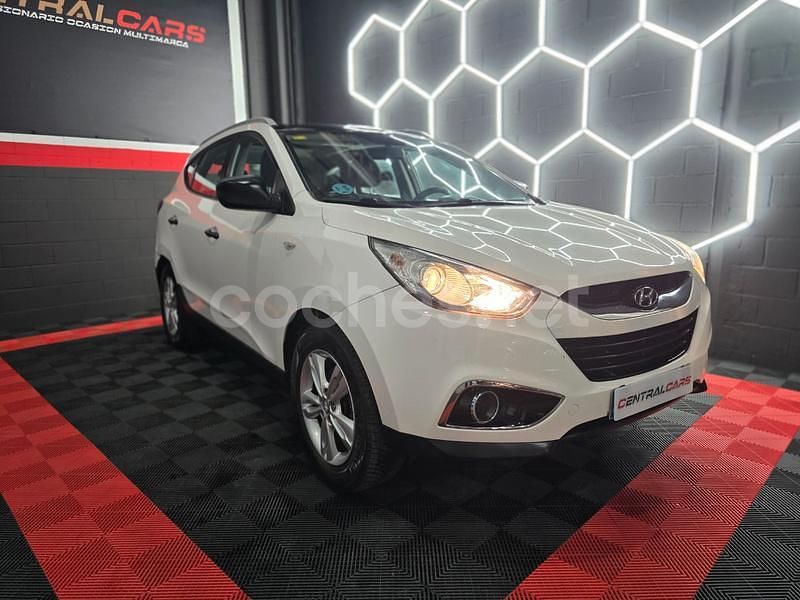 Blanco Usado 2012 Hyundai ix35 Classic SUV | 9790 € (Un poco caro) - Imagen 1/4