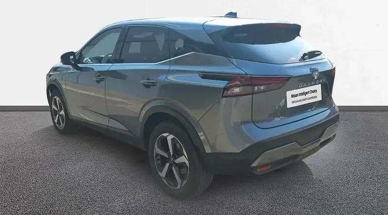 Usado Nissan Qashqai N-Connecta 140 CV (102 kW) 2023 Gris negro SUV