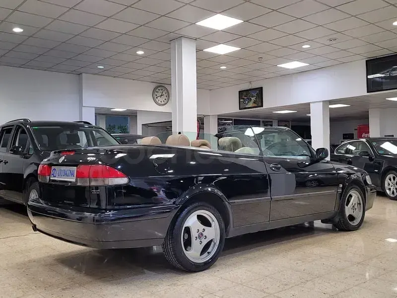 Usado Saab 9-3 Cabriolet 130 CV (95 kW) 1999 Negro Descapotable