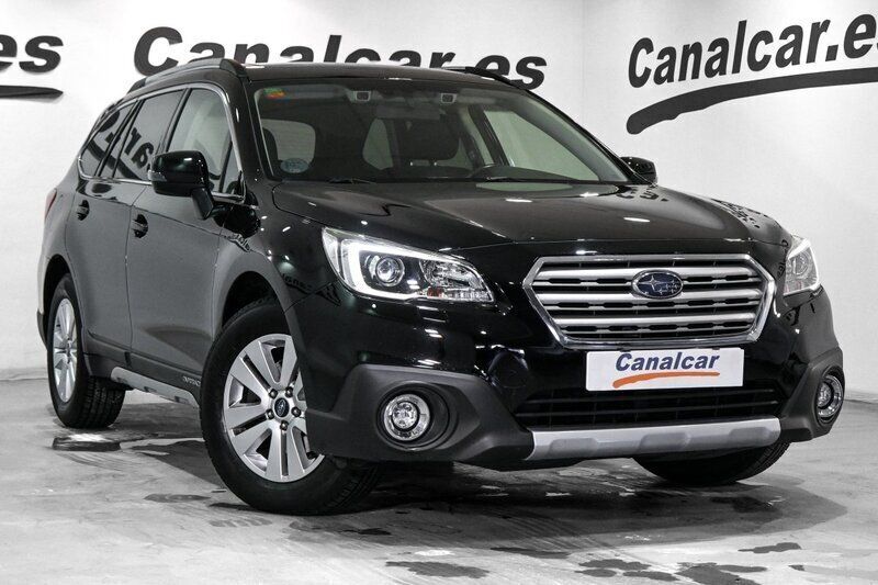 Usado Subaru Outback 150 CV (110 kW) 2016 Negro SUV