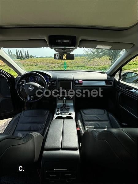 Usado VW Touareg R-line 245 CV (180 kW) 2014 Negro SUV