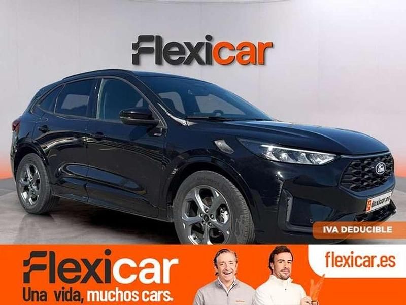 Usado Ford Kuga ST-Line 150 CV (110 kW) 2025 Negro SUV