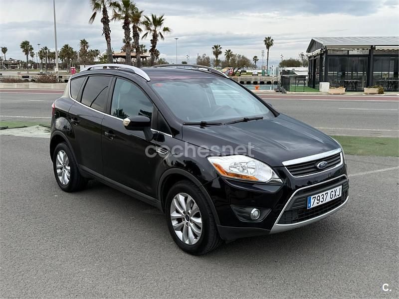 Usado Ford Kuga Titanium 136 CV (100 kW) 2010 Blanco SUV
