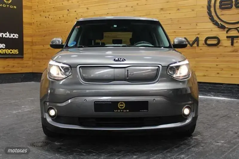 Usado Kia Soul EV 80 kW (110 CV) 2017 Gris SUV