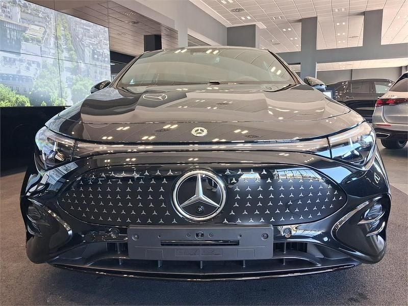 Nuevo Mercedes CLA 250+ 200 kW (272 CV) 2026 Negro Berlina