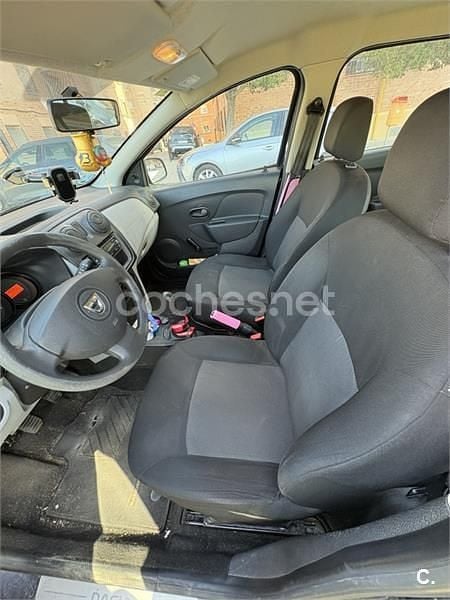 Usado Dacia Sandero Ambiance 75 CV (55 kW) 2012 Azul Berlina