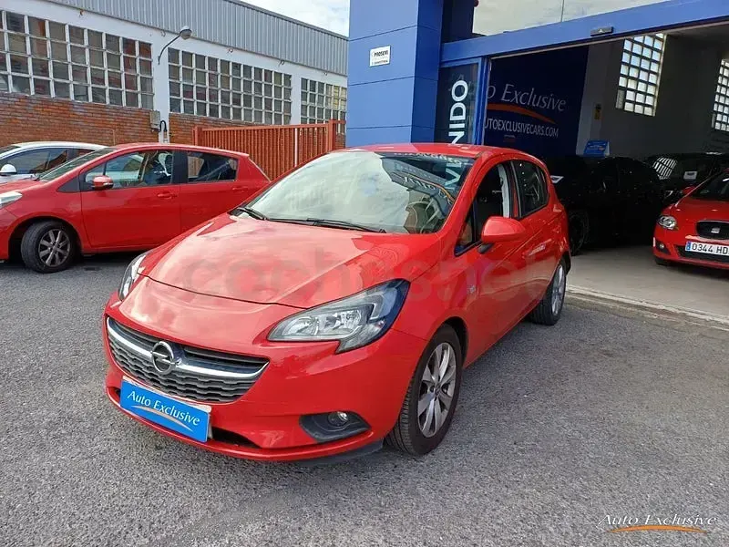 Usado Opel Corsa Selective 90 CV (66 kW) 2017 Rojo Utilitario