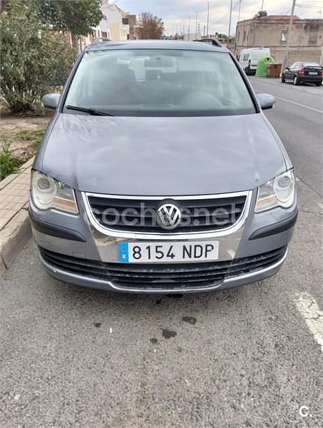 Usado VW Touran Edition 105 CV (77 kW) 2007 Gris / plata Monovolumen
