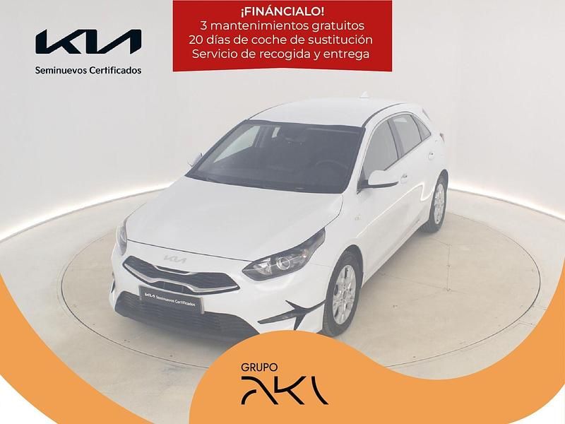 Usado Kia Ceed 100 CV (73 kW) 2025 Blanco Utilitario