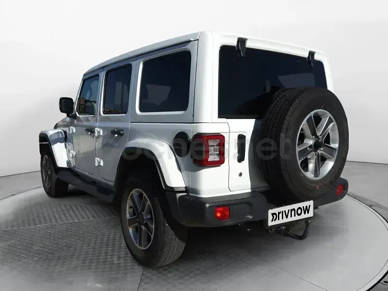 Usado Jeep Wrangler Sahara 270 CV (198 kW) 2020 Blanco SUV